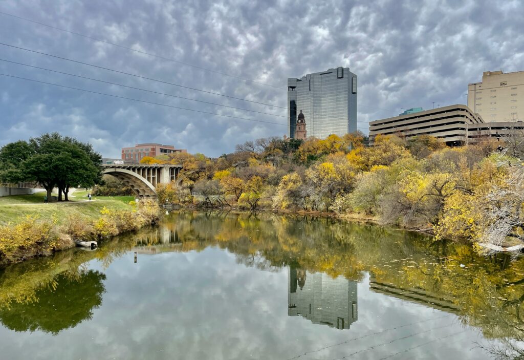 Fort Worth, TX -- River